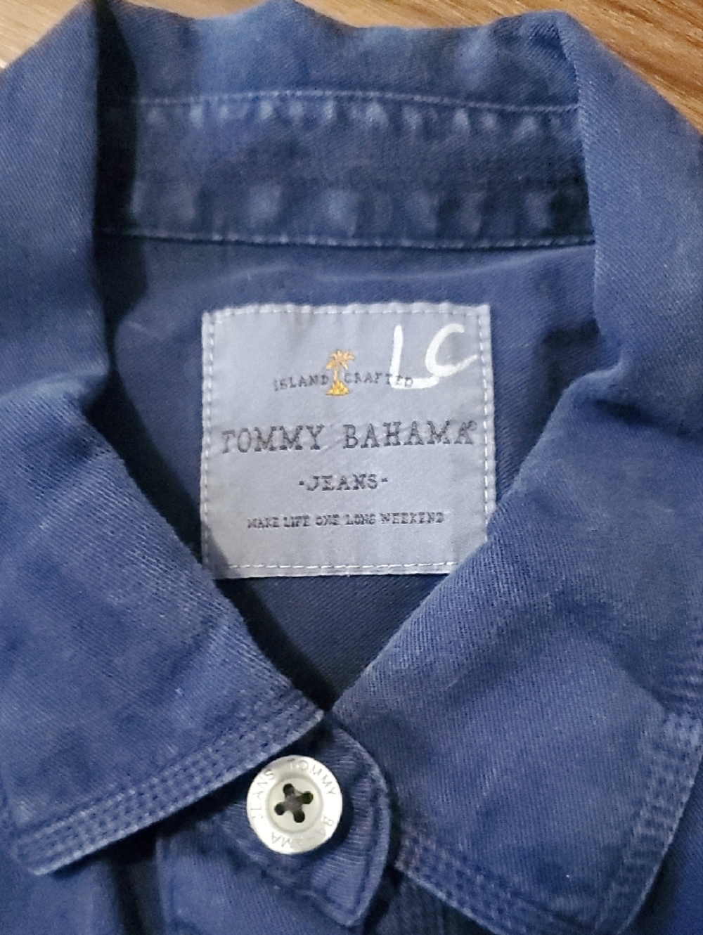 Tommy Bahama Navy Blue Long-Sleeve Button-Down Shirt - Picture 2 of 7
